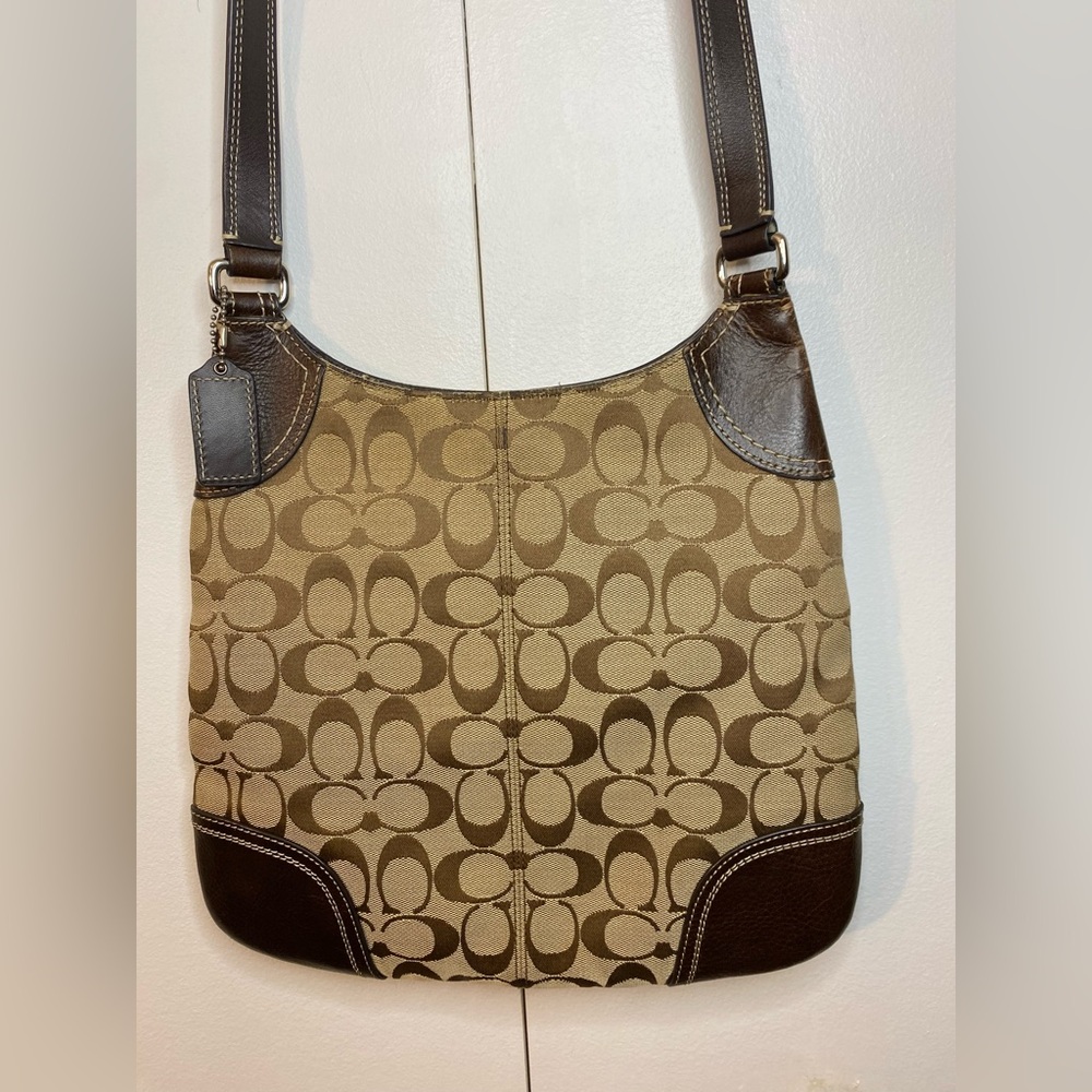 COACH Signature Patent Trim Trifold  Wallet & Coach Penelope Crossbody Bag - Picture 14 of 17